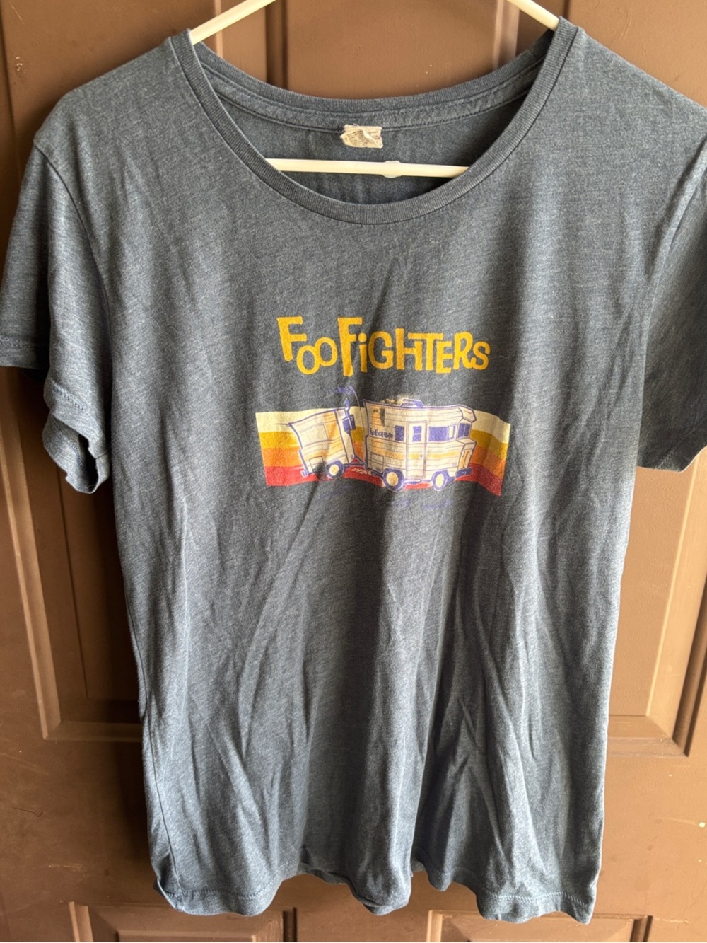 Foo Fighters Women’s XL Short Sleeve Tee Spectra Brand-with RV Graphic